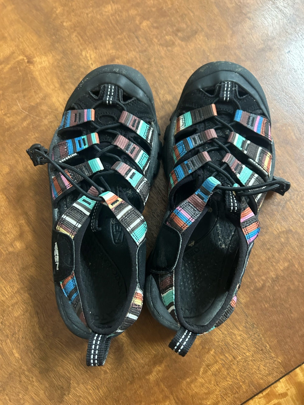 KEEN Women’s black striped hiking sandals
